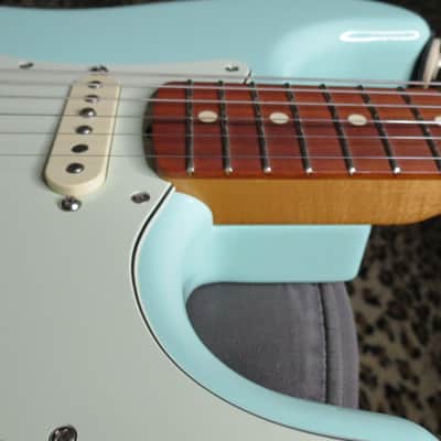Surf Green Fender Vintera '60s Stratocaster (2020) w Pau Ferro Fretboard 2019 - 2023 image 9