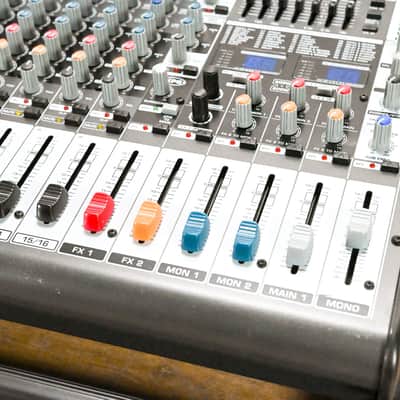 Behringer EuroPower PMP5000 1200W 20-Channel Powered Mixer CG012UK image 2