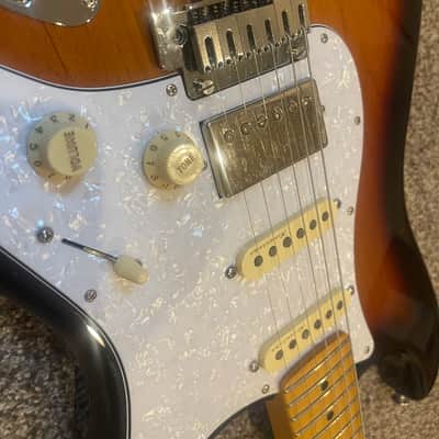 Fender Player Plus Stratocaster HSS with Maple Fretboard 2021 - Present 3-Color Sunburst image 3