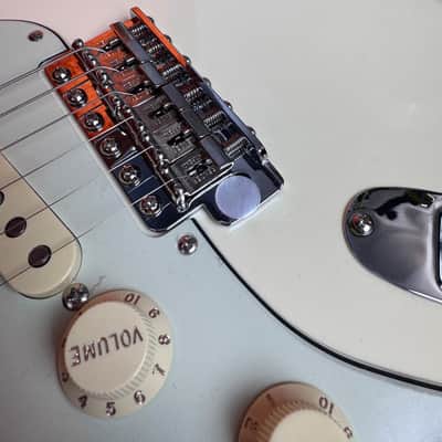 Fender American Vintage II 1961 Stratocaster 2023 - Olympic White image 6