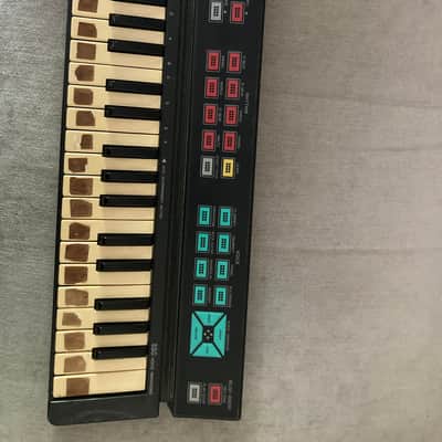 Yamaha PortaSound PSS-80 1989 - Black image 1