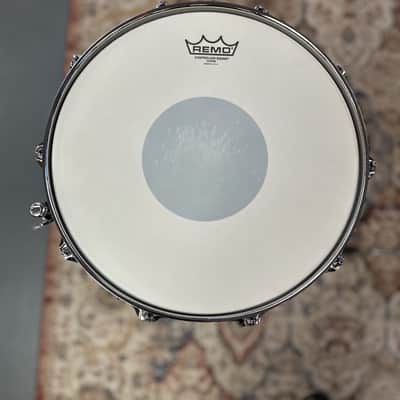 LUDWIG LS401XX1Q-D 14 X 5" CLASSIC MAPLE SNARE DRUM VINTAGE BLACK OYSTER - DEMO image 4