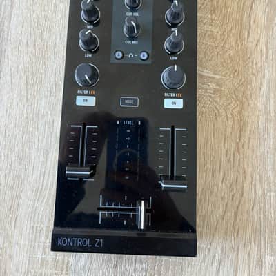 Native Instruments Traktor Kontrol Z1 2010s - Black image 1