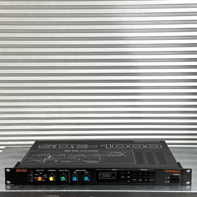 Roland SDE-1000 Digital Delay | Reverb