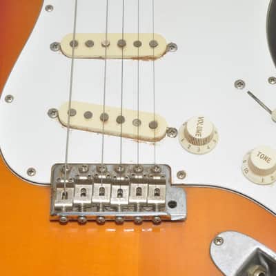 Fender Japan Stratocaster ST62 #I020043 Electric Guitar Ref. No 7279 image 5