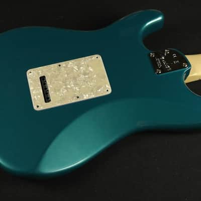 Fender American Elite Stratocaster Guitar, Ocean Turquoise, Maple Board - 0114002708 (818) image 7