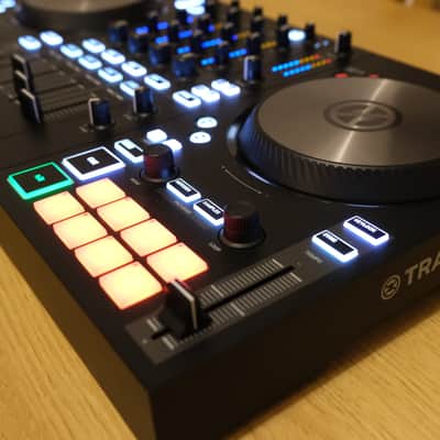 Native Instruments Traktor Kontrol S3 DJ Controller 2019 - Present - Black image 5