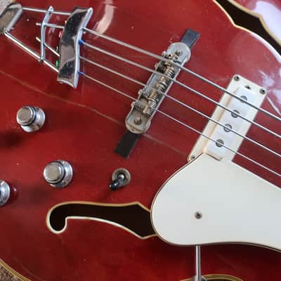 Vintage 1966 Vox Cougar V214 Bass Guitar Cherry Red Very Clean With Case 6/7 Condition Lots Of Finish Checking image 6