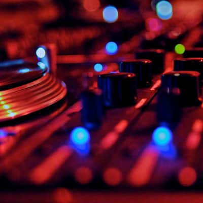 SBS Designs Iso-Q2 3 Band Isolator / 3 Band Program EQ image 2