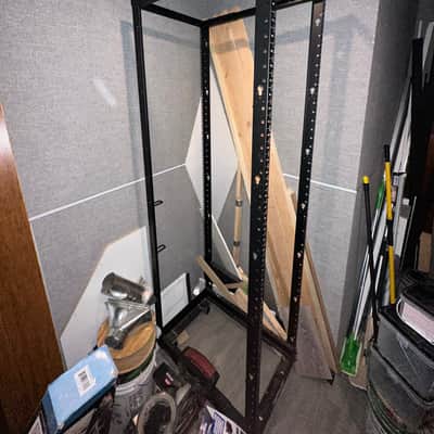 Tripp-Lite 45u 4-Post Open Frame Rack for Network Equipment on Wheels image 7