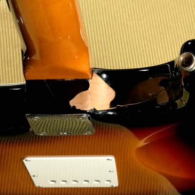 FENDER American Vintage '62 Stratocaster 3-Color Sunburst -2003- [V140759] (08/03) image 4