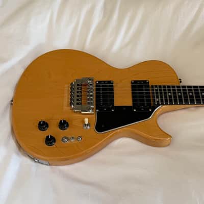 Vintage 1979 Carvin CM130 Single Cut, Les Paul Shape Guitar,  Natural, Made in USA - Free Pro Setup image 2