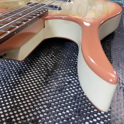 Danelectro Longhorn Bass image 14