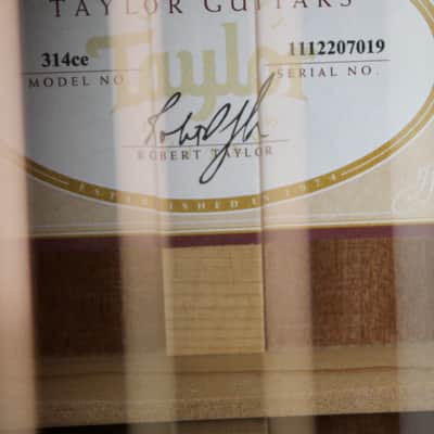 Taylor 314ce 2018 w/OHSC image 10