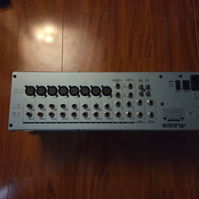 Alesis MultiMix 12R Rackmount 12-Channel Mixer - White/Silver image 5