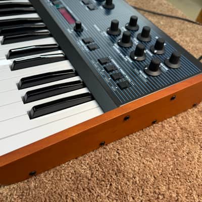 Behringer UB-Xa 2026 / Near New Condition/ 3d Party Sounds image 9