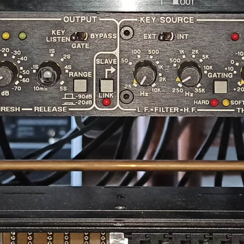 1993 – Present Drawmer DS404 Quad Gate Black