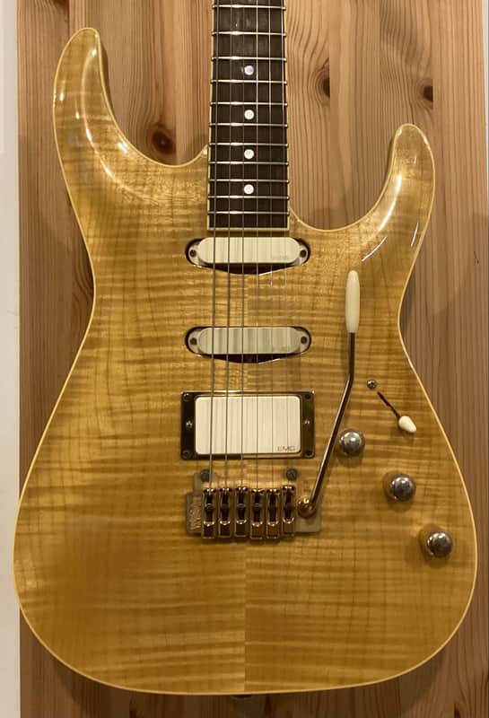 Pensa MK1 1994 - Natural Mas Hino Build