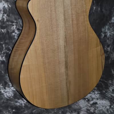 2020 Breedlove - Oregon Concerto - Myrtlewood image 5