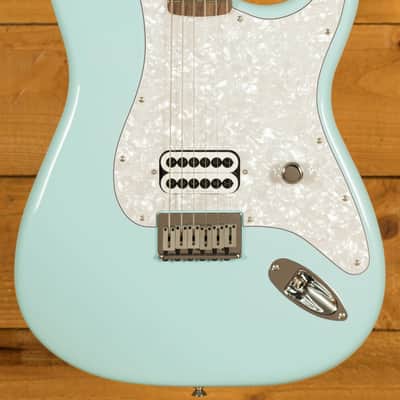 Fender Tom DeLonge Stratocaster - Rosewood - Daphne Blue *B-Stock* image 1