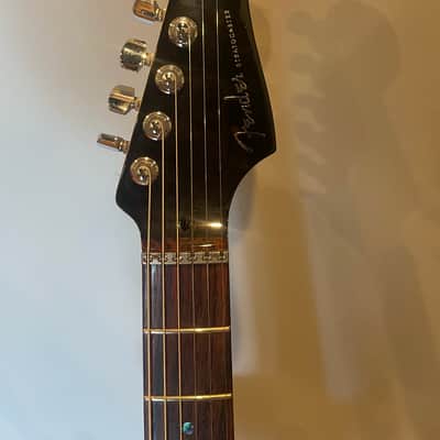 Fender American Select Mahogany Stratocaster HSS with Rosewood Fretboard 2005 - 2011 - Crimson Red Transparent image 3