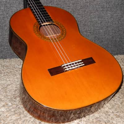 MADE IN 1997 - KAZUO YAIRI YC10 - GREAT RAMIREZ STYLE CLASSICAL GUITAR image 3