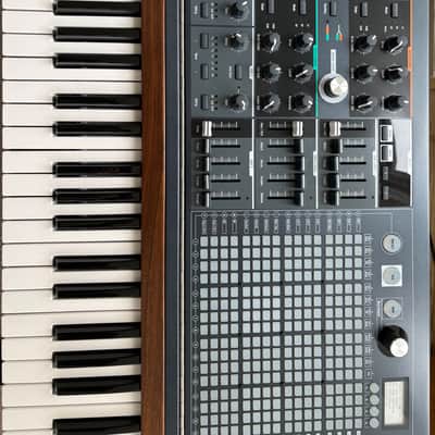 Arturia MatrixBrute 49-Key Synthesizer 2017 - OVP - near mint condition image 4