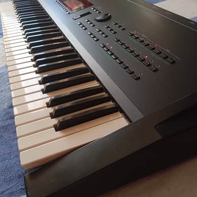 Yamaha SY77 Synthesizer 1989 - Black image 7