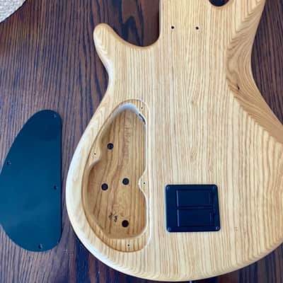 Warmoth G5 5-String Bass Body- Swamp Ash image 4