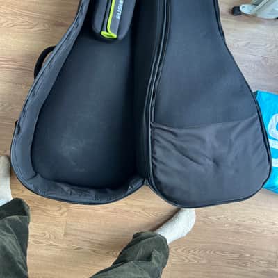 Fusion Acoustic guitar case image 2