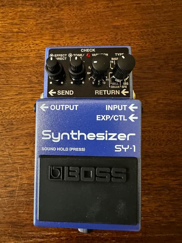 Boss SY-1