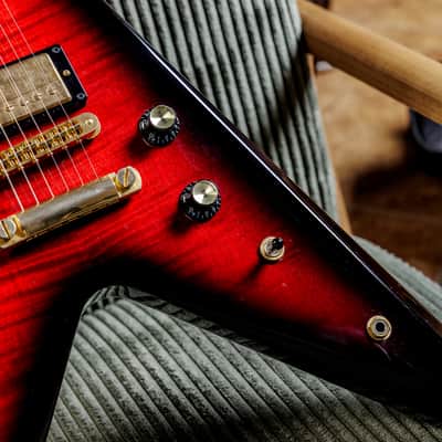 Gibson 50th Anniversary Flying V 2008 - Brimstone Burst image 5