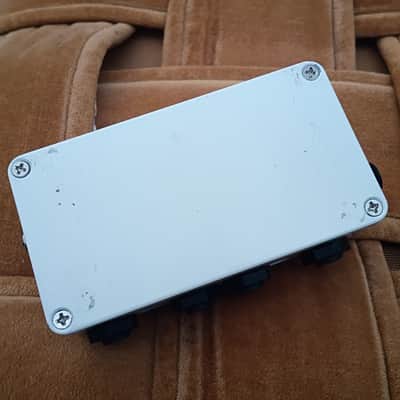 One Control White Loop AB Bypass image 2