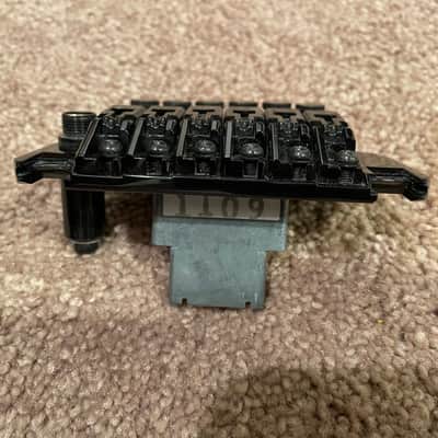 Ibanez Edge Zero II tremolo Bridge w/ ZPS3Fe stabilizer 2012 - Black image 2