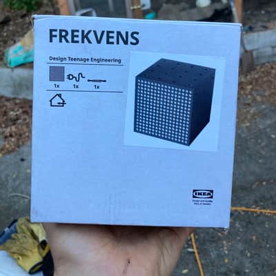 Teenage Engineering Frekvens LED Multi-Use Light 2020 - Black image 8