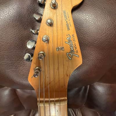 Fender Duo-Sonic 1998 - Olympic white road worn image 3
