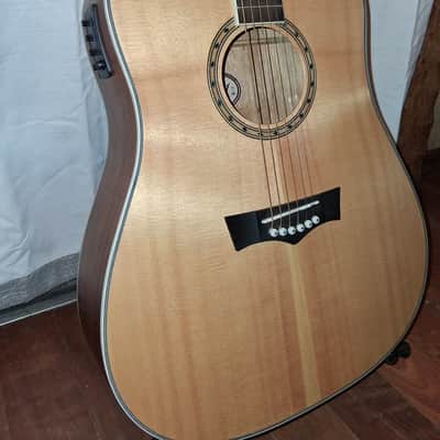 Peavey DW-2 Dreadnought Acoustic/Electric Guitar with Built-In Tuner 2010s - Natural image 2
