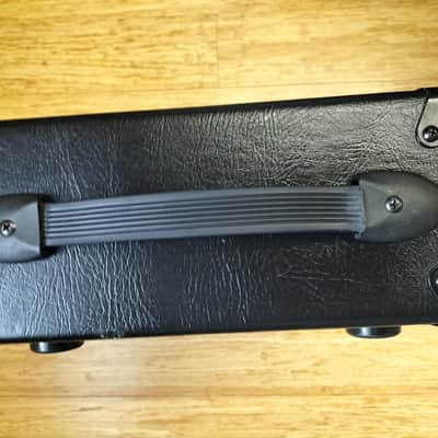 Ashdown Spyder 330 hybrid bass head 300W image 7