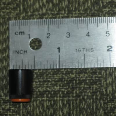 ONE lightly used / mostly very clean (top side has some short scratches) genuine Boss DF-2 KNOB, fits split shaft shaft (stem) mid 1980s - early 1990s - TOP: orange with black marker // SIDEs: black // hard plastic (NO pedal / NO other items) image 9