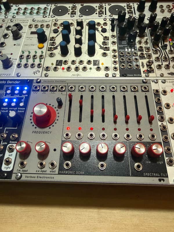 Verbos Electronics Harmonic Oscillator