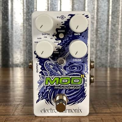 Electro-Harmonix EHX Mod 11 Modulator Tremolo Flanger Chorus Rotory Phaser Pitch Guitar Effect Pedal image 2