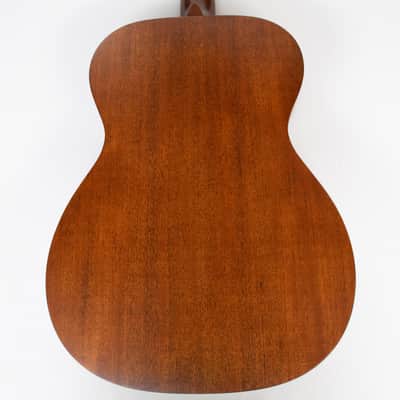 Martin 000-15M Acoustic Guitar - Mahogany image 9