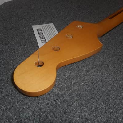 Allparts Fender Licensed Black Bound Neck For Jazz Bass, Tinted Finish, #JMF-BB image 5