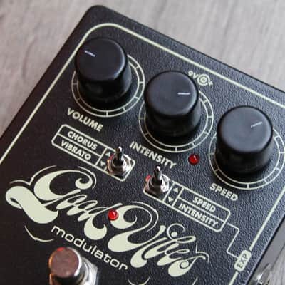 Electro-Harmonix Good Vibes Modulator image 10