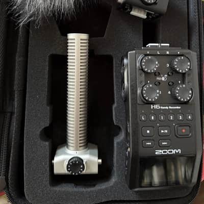 Zoom H6 Handy Audio Recorder 2020 - Directors Kit - All Black