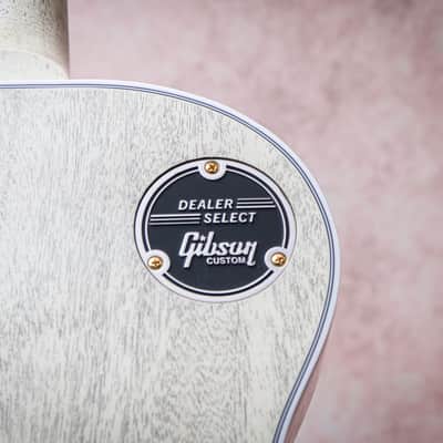 GIBSON USA Custom Shop Historic '54 Dealer Select Les Paul Custom VOS "TV White + Ebony" (2026) image 17