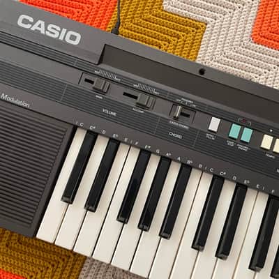 Casio Keyboard Synth - 1980’s Made in Japan 🇯🇵 - Killer 80’s M83 Tones! - Mint Condition! - Nice Onboard Drums! - image 5
