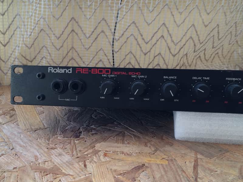Roland RE-800 | Reverb