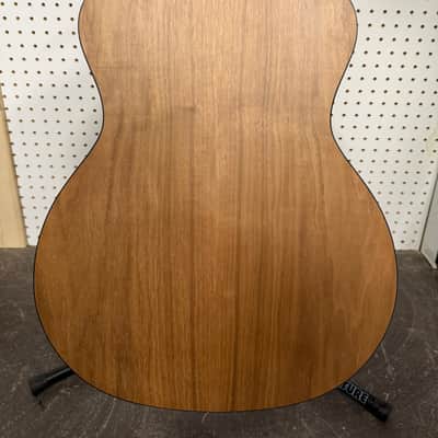 Taylor 114E 2007 - Present - Natural w/Case image 12