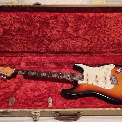 RARE 2009 Momose Sonix Custom Craft Guitar ST-62 3TS <> FLAME Maple Neck <> Bacchus Deviser <> Custom Shop Level Quality <> Momose Stratocaster Tweed Case <> 100% Original image 3